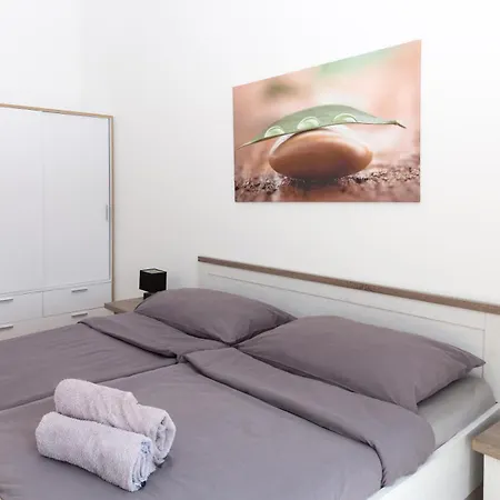 Katarina * Vrbnik (Primorje-Gorski Kotar)