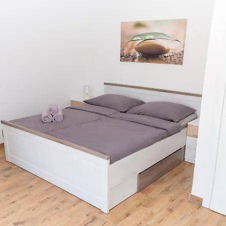 Katarina Vrbnik (Primorje-Gorski Kotar)