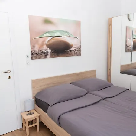 Katarina * Vrbnik (Primorje-Gorski Kotar)