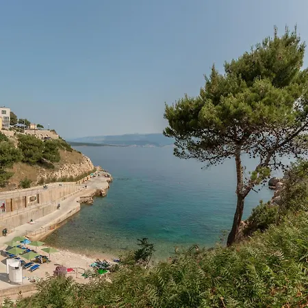 Katarina Vrbnik (Primorje-Gorski Kotar)